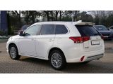 Mitsubishi Outlander bei Sportwagen.expert - Abbildung (7 / 15)