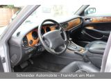 Jaguar XJ bei Sportwagen.expert - Abbildung (9 / 15)