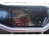 VW Touareg bei Sportwagen.expert - Abbildung (14 / 15)