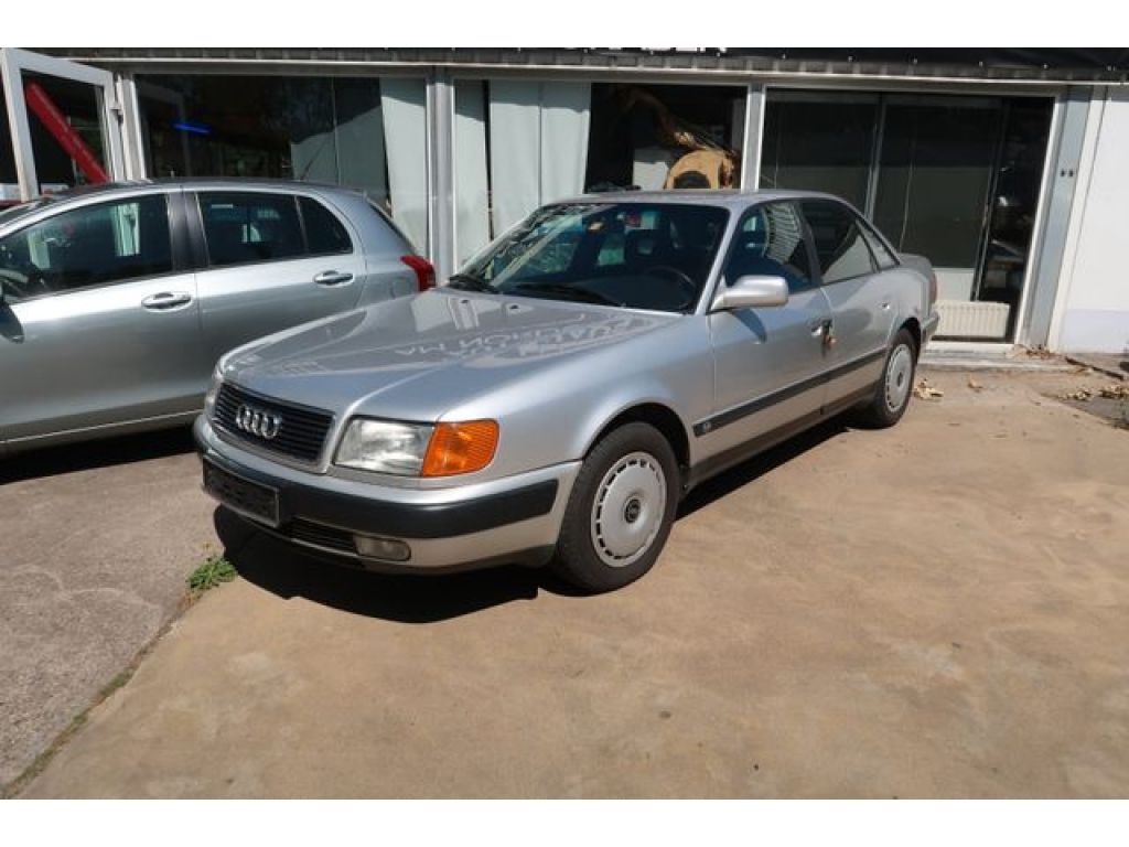 Audi Audi 100 bei Sportwagen.expert - Hauptabbildung Audi Audi 100 bei Sportwagen.expert - Hauptabbildung