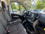 Opel Movano bei Sportwagen.expert - Abbildung (13 / 15)