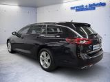 Opel Insignia bei Sportwagen.expert - Abbildung (4 / 15)