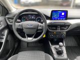 Ford Focus Turnier bei Sportwagen.expert - Abbildung (11 / 15)