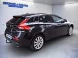 Volvo V40 bei Sportwagen.expert - Abbildung (3 / 15)