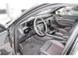 Audi Q8 bei Sportwagen.expert - Abbildung (8 / 15)