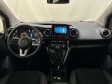 Mercedes-Benz 200 bei Sportwagen.expert - Abbildung (11 / 15)