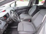 Opel Meriva bei Sportwagen.expert - Abbildung (6 / 15)