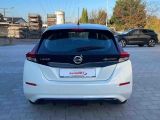 Nissan Leaf bei Sportwagen.expert - Abbildung (4 / 15)