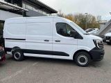 Nissan Interstar bei Sportwagen.expert - Abbildung (9 / 15)