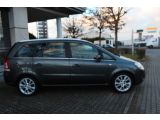 Opel Zafira bei Sportwagen.expert - Abbildung (4 / 15)
