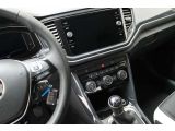 VW T-Roc bei Sportwagen.expert - Abbildung (12 / 15)