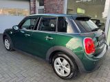 Mini One bei Sportwagen.expert - Abbildung (7 / 15)