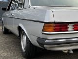 Mercedes-Benz E 300D Automatik bei Sportwagen.expert - Abbildung (8 / 10)