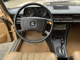 Mercedes-Benz 240 bei Sportwagen.expert - Abbildung (10 / 10)