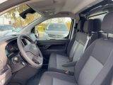 Opel Vivaro bei Sportwagen.expert - Abbildung (9 / 12)