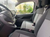 Opel Vivaro bei Sportwagen.expert - Abbildung (8 / 11)