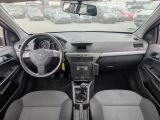 Opel Astra bei Sportwagen.expert - Abbildung (15 / 15)
