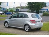 Mercedes-Benz B-Klasse bei Sportwagen.expert - Abbildung (4 / 15)