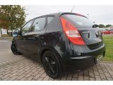 Hyundai i30 bei Sportwagen.expert - Abbildung (8 / 15)