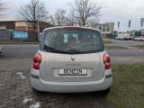 Renault Modus bei Sportwagen.expert - Abbildung (9 / 15)