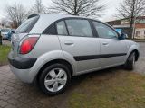 Kia Rio bei Sportwagen.expert - Abbildung (3 / 15)