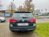 VW Passat bei Sportwagen.expert - Abbildung (8 / 15)