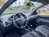 Peugeot 206 bei Sportwagen.expert - Abbildung (11 / 15)