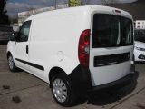 Opel Combo bei Sportwagen.expert - Abbildung (2 / 10)