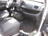 Opel Combo bei Sportwagen.expert - Abbildung (8 / 10)
