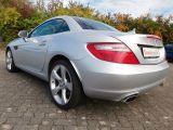 Mercedes-Benz SLK 200 BlueEFFICIENCY 7G-TRONIC bei Sportwagen.expert - Abbildung (7 / 15)