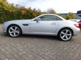 Mercedes-Benz SLK 200 BlueEFFICIENCY 7G-TRONIC bei Sportwagen.expert - Abbildung (8 / 15)