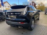 Cadillac XT4 bei Sportwagen.expert - Abbildung (8 / 15)