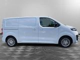 Opel Vivaro bei Sportwagen.expert - Abbildung (4 / 15)