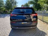 Opel Grandland X bei Sportwagen.expert - Abbildung (8 / 15)
