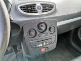 Renault Clio bei Sportwagen.expert - Abbildung (8 / 10)