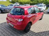Renault Clio bei Sportwagen.expert - Abbildung (4 / 10)