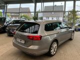 VW Passat bei Sportwagen.expert - Abbildung (5 / 15)