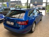 Skoda Superb bei Sportwagen.expert - Abbildung (6 / 15)