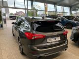 Ford Focus Turnier bei Sportwagen.expert - Abbildung (4 / 15)