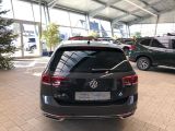 VW Passat bei Sportwagen.expert - Abbildung (7 / 15)