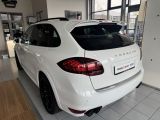 Porsche Cayenne bei Sportwagen.expert - Abbildung (3 / 15)