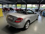 Mercedes-Benz SLK-Klasse bei Sportwagen.expert - Abbildung (4 / 15)