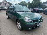 Renault Clio bei Sportwagen.expert - Abbildung (3 / 8)