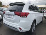 Mitsubishi Outlander bei Sportwagen.expert - Abbildung (4 / 15)