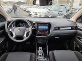 Mitsubishi Outlander bei Sportwagen.expert - Abbildung (9 / 15)