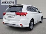 Mitsubishi Outlander bei Sportwagen.expert - Abbildung (3 / 15)
