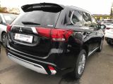 Mitsubishi Outlander bei Sportwagen.expert - Abbildung (4 / 15)