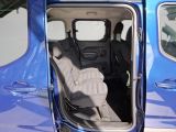 Opel Combo bei Sportwagen.expert - Abbildung (13 / 14)