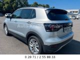 VW T-Cross bei Sportwagen.expert - Abbildung (4 / 15)