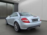 Mercedes-Benz SLK-Klasse bei Sportwagen.expert - Abbildung (13 / 15)
